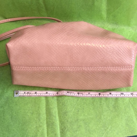 Cute soft pink crossbody bag - Picture 5 of 7